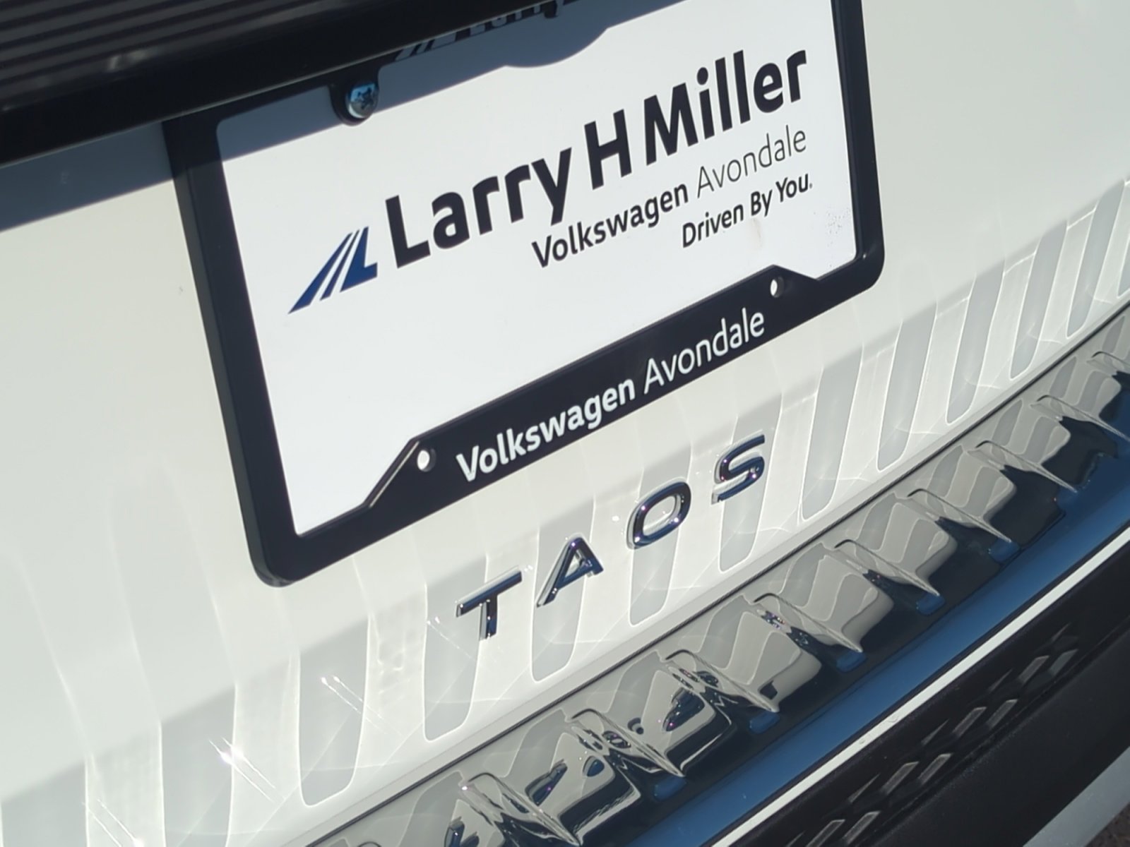 New 2026 Volkswagen Taos S image 23