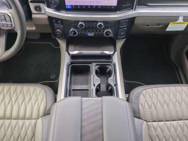 Used 2025 Ford F350 Platinum w/ Platinum Plus Package AWD/4WD image 19