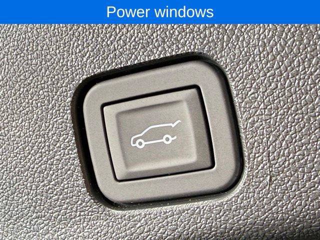 New 2027 Chevrolet Traverse Z71 w/ Enhanced Driving Package AWD/4WD image 16