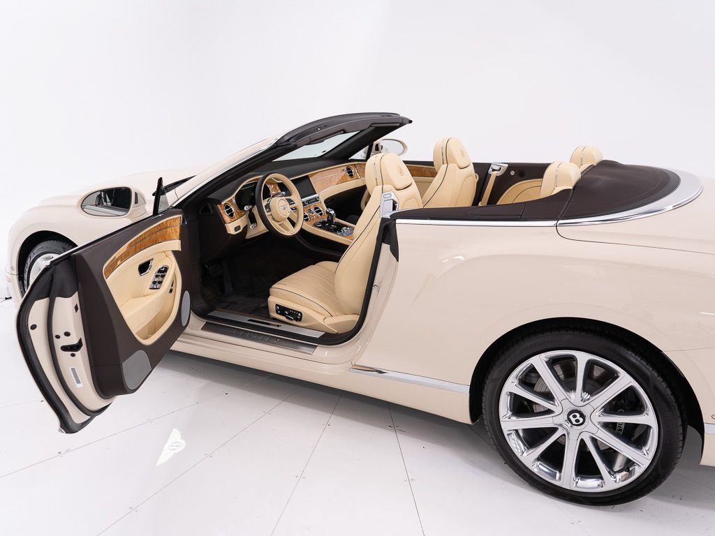 Certified 2022 Bentley Continental GT AWD/4WD image 17