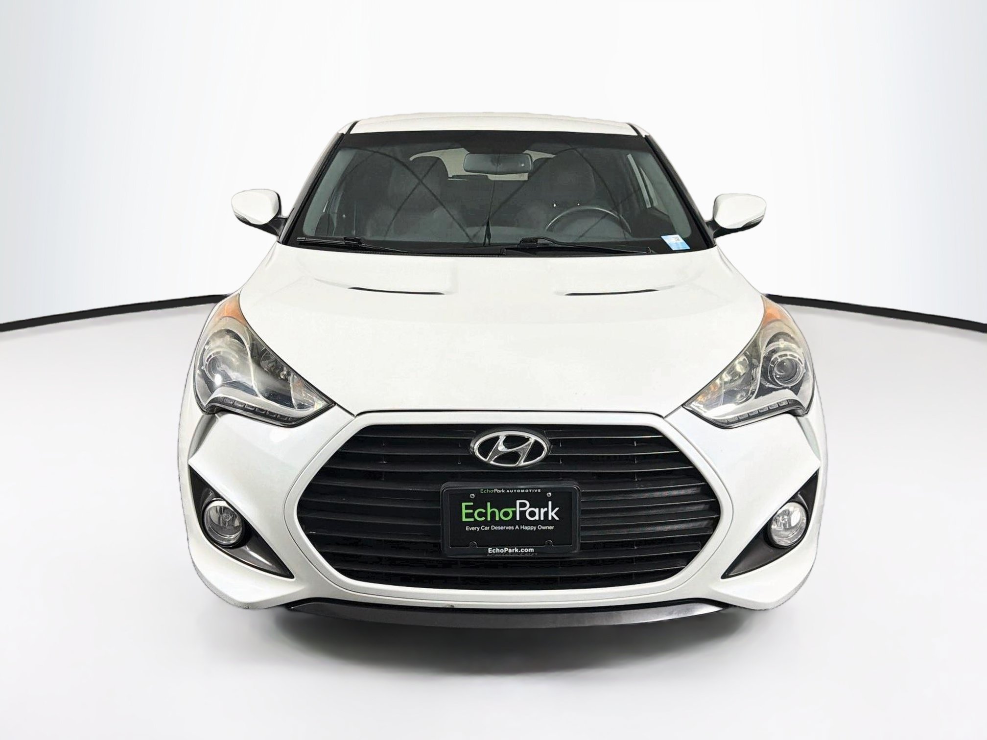 Used 2014 Hyundai Veloster Turbo FWD image 2