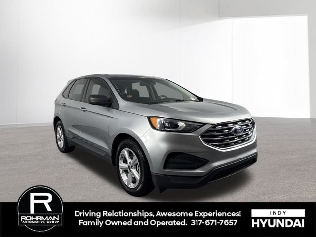 Used 2020 Ford Edge SE image 3