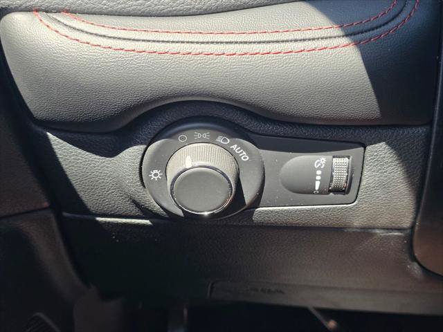 Certified 2024 Dodge Durango GT RWD image 32