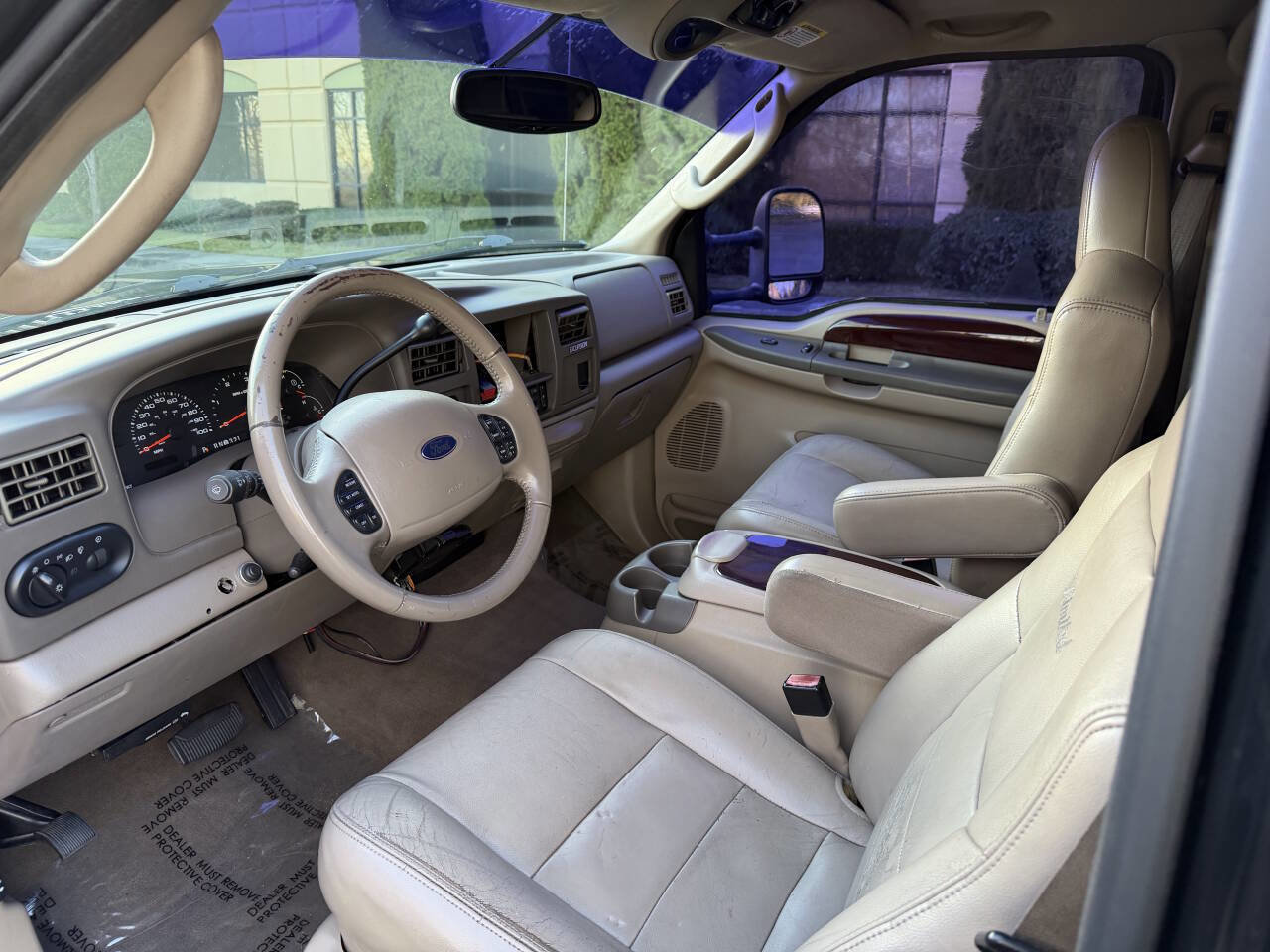 Used 2004 Ford Excursion Limited image 13