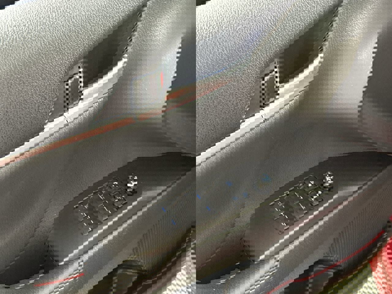 Used 2024 Toyota Camry XSE w/ Navigation Package image 17