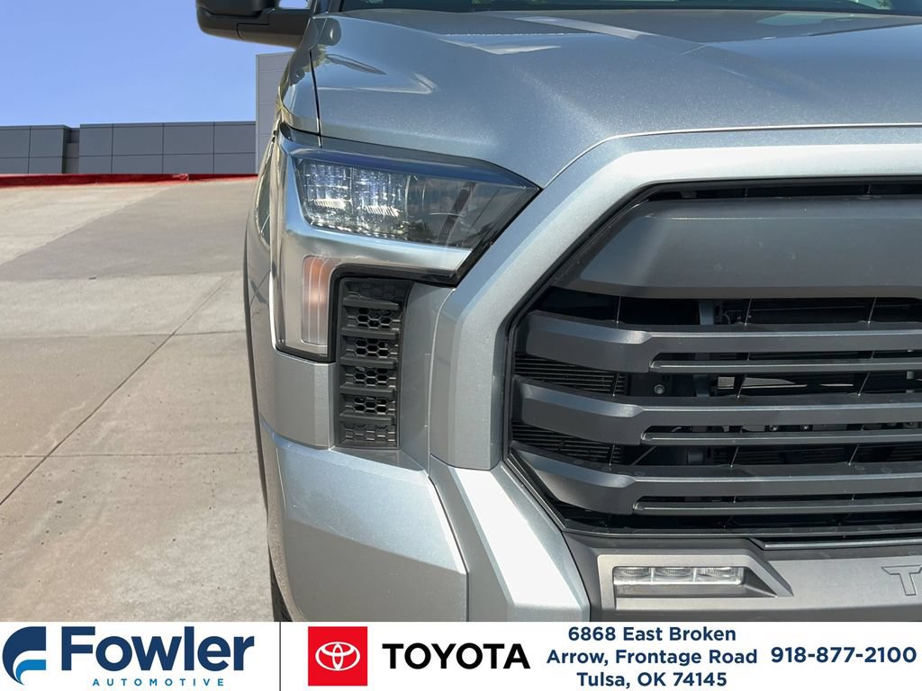 Certified 2025 Toyota Tundra SR5 w/ SR5 Premium Package AWD/4WD image 34