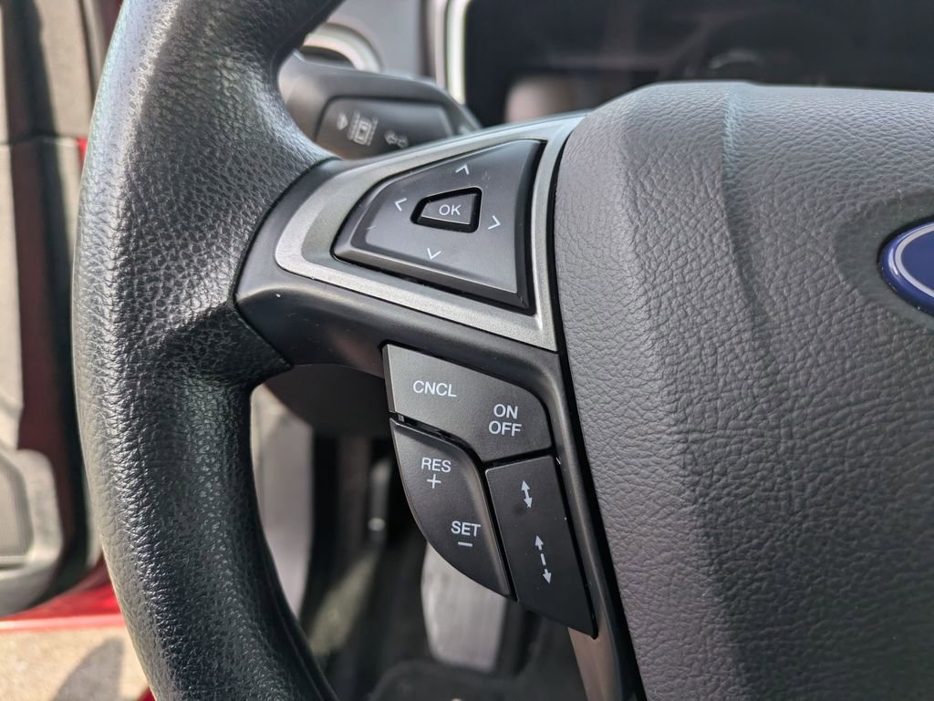 Used 2019 Ford Fusion SE image 18