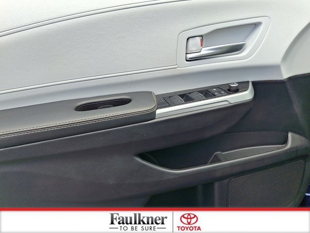 Certified 2025 Toyota Sienna XSE w/ XSE Plus Package AWD/4WD image 12