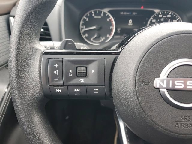 Certified 2023 Nissan Rogue SV image 28