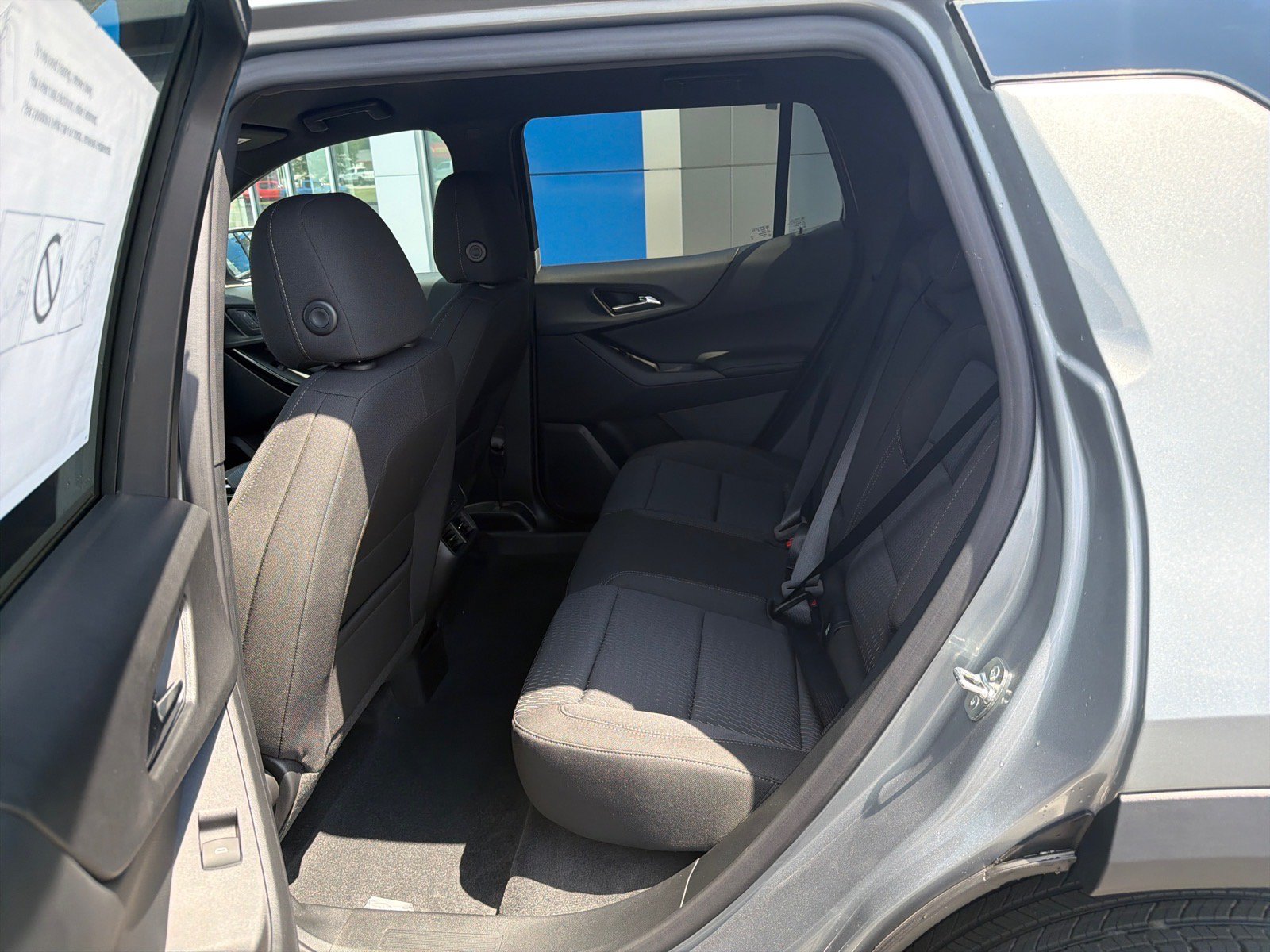 New 2027 Chevrolet Equinox LT AWD/4WD image 9