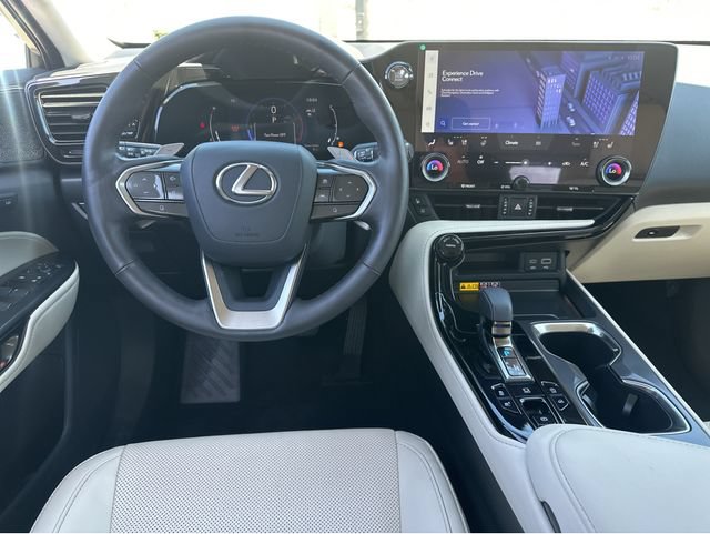 Certified 2026 Lexus NX 350 AWD w/ Accessory Package (2T) image 13