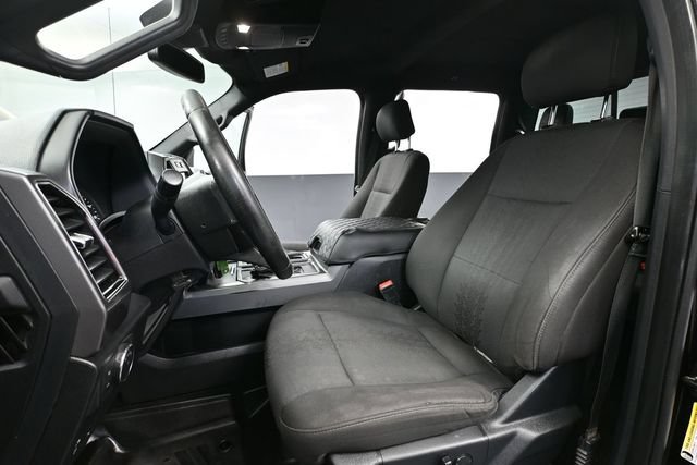 Used 2019 Ford F150 XLT w/ Equipment Group 302A Luxury AWD/4WD image 17