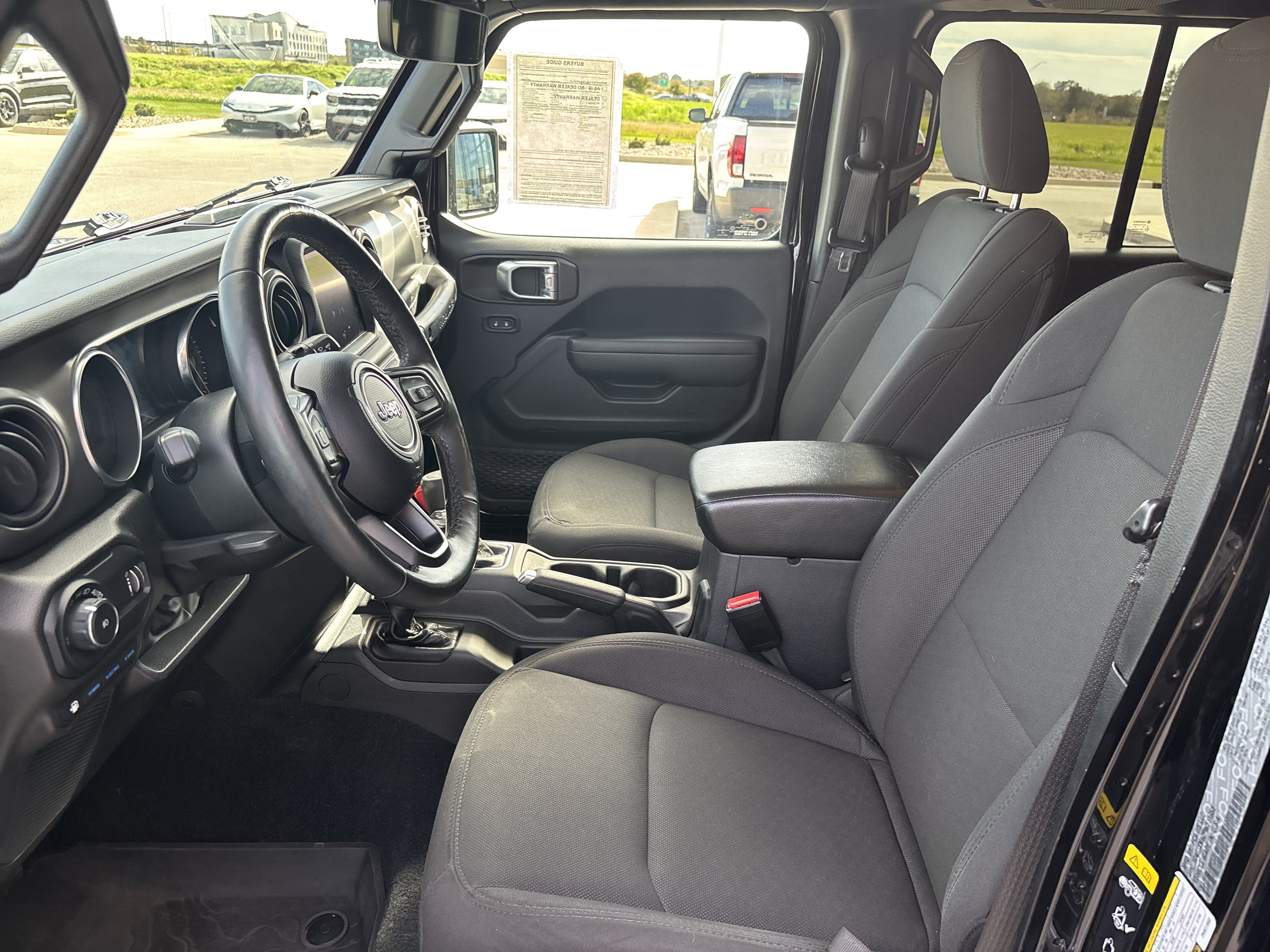 Used 2023 Jeep Wrangler Unlimited w/ Cold Weather Group AWD/4WD image 10