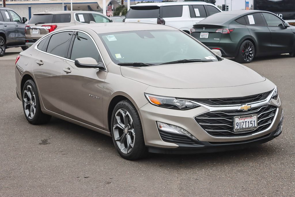 Used 2025 Chevrolet Malibu LT image 5