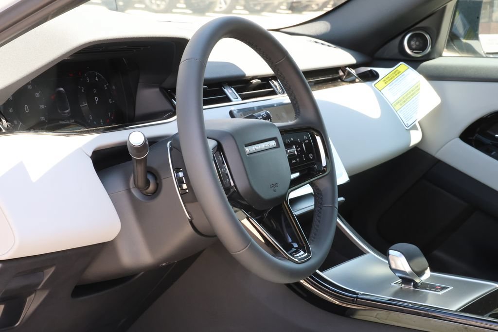 New 2026 Land Rover Range Rover Evoque S AWD/4WD image 11