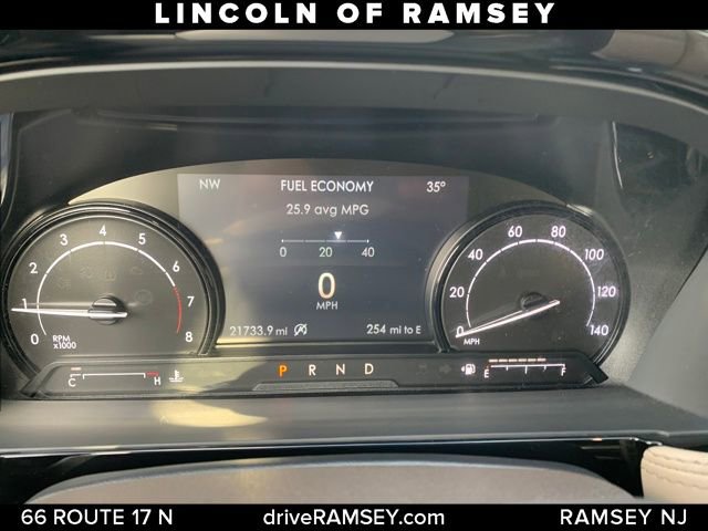 Used 2022 Lincoln Corsair AWD w/ Equipment Group 101A image 16