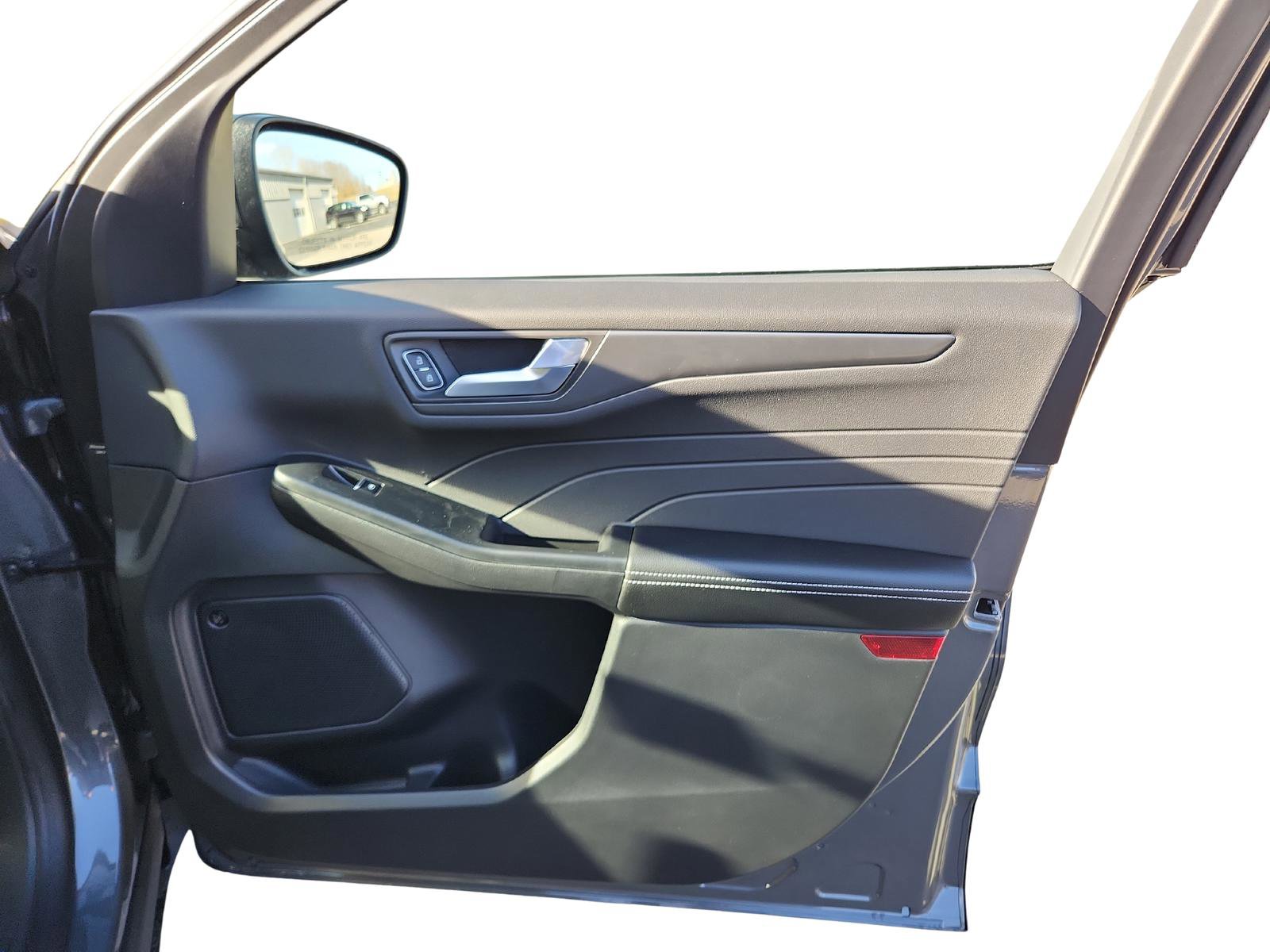 New 2026 Ford Escape Active w/ Active Premium Tech Pack image 26