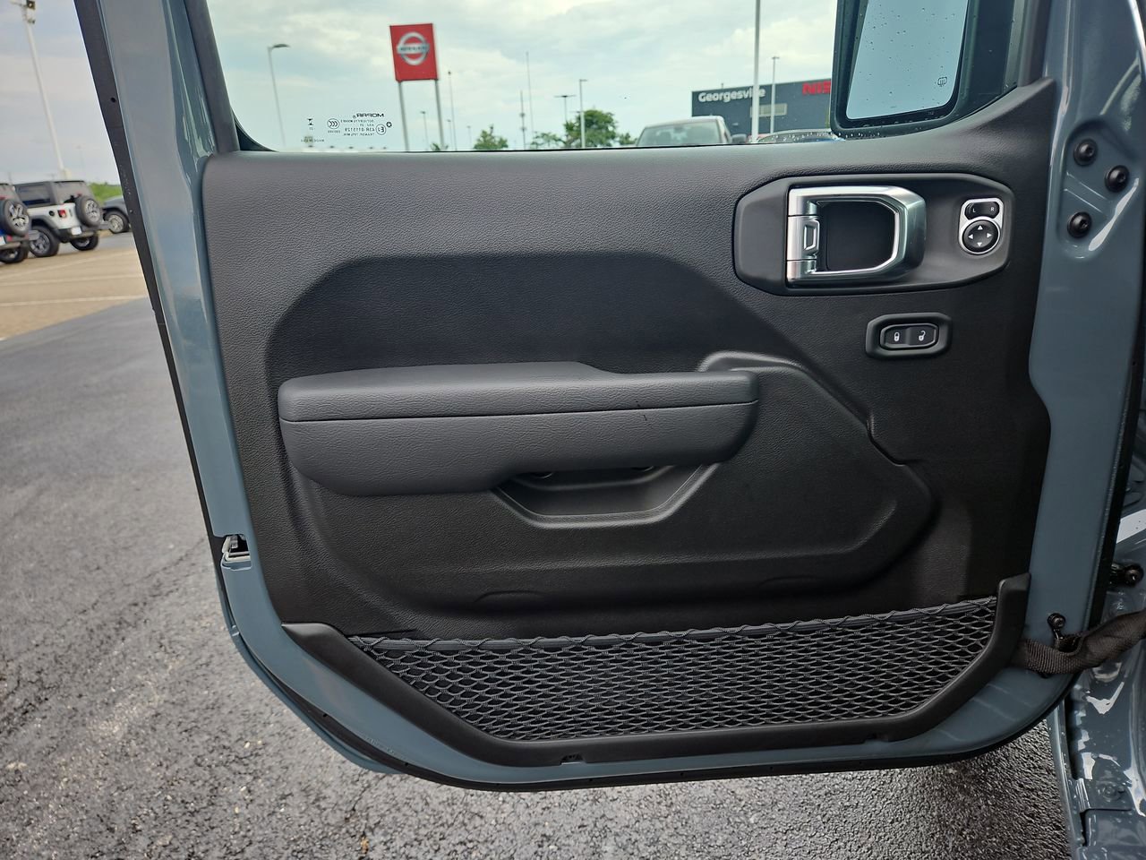 New 2025 Jeep Gladiator Sport image 18