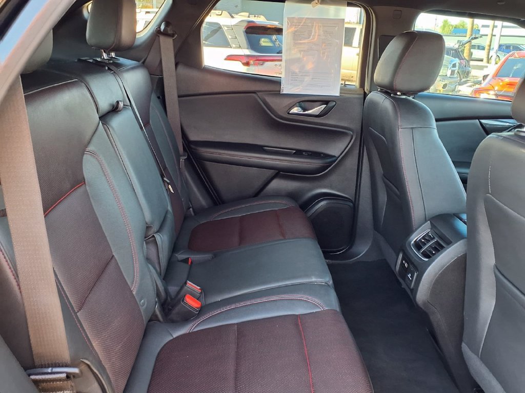 Used 2023 Chevrolet Blazer RS w/ Enhanced Convenience Package FWD image 21