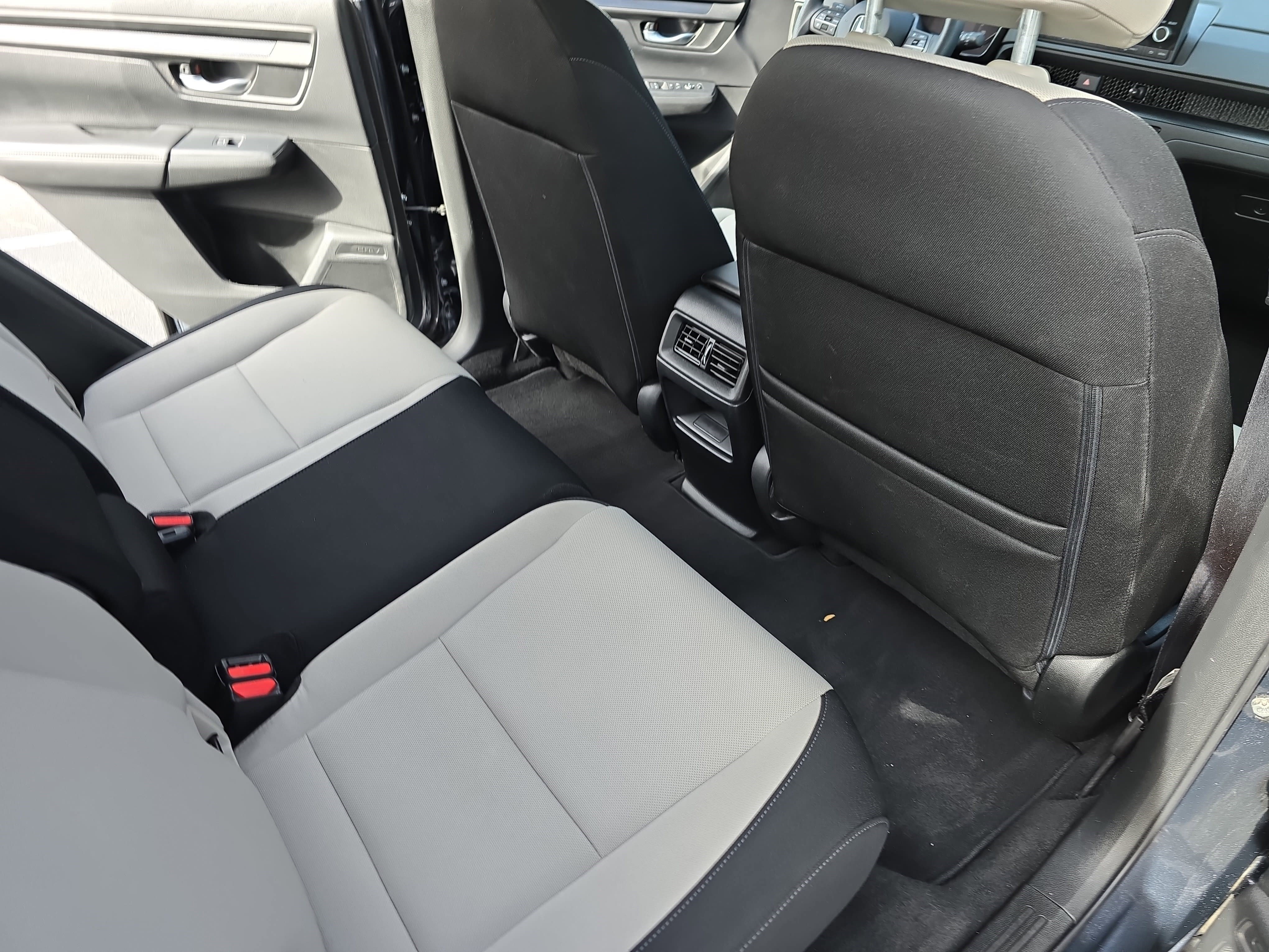 Used 2023 Honda CR-V EX image 11