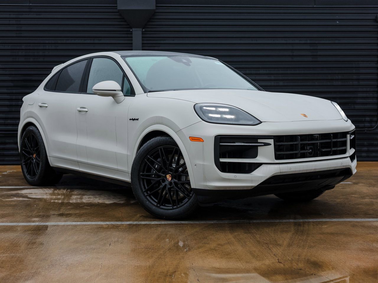 New 2026 Porsche Cayenne E-Hybrid Coupe image 9