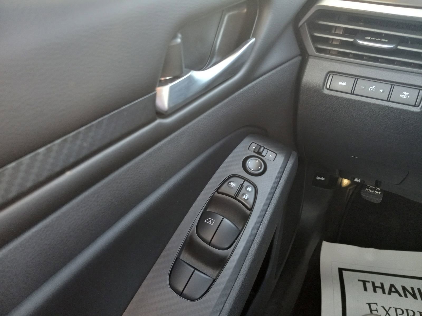 Used 2024 Nissan Altima 2.5 SV FWD image 23