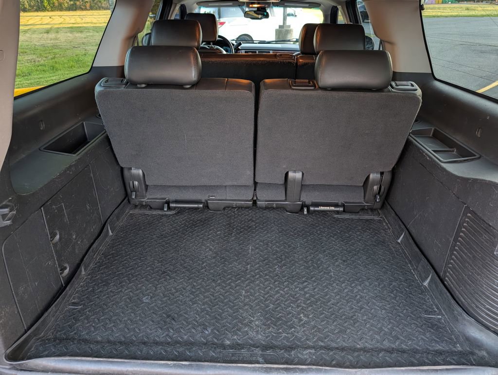 Used 2008 Chevrolet Suburban LT image 23