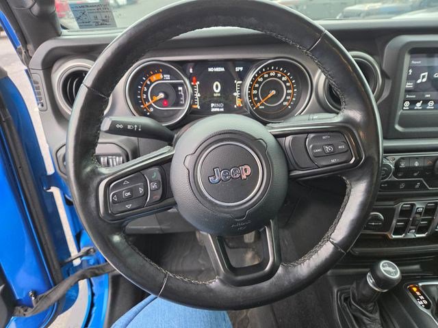 Certified 2021 Jeep Gladiator Sport AWD/4WD image 3