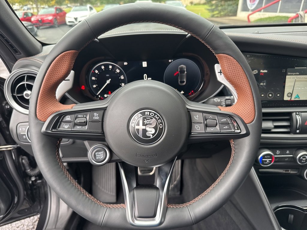 New 2025 Alfa Romeo Giulia AWD w/ Driving Assist Package image 13
