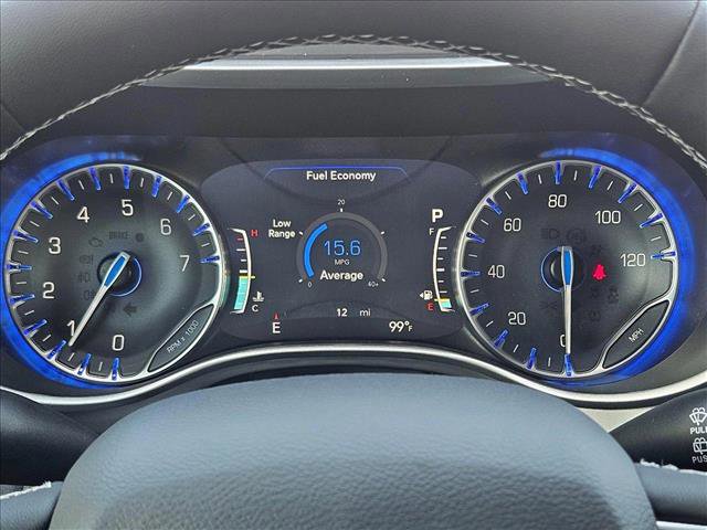 New 2025 Chrysler Voyager LX image 9