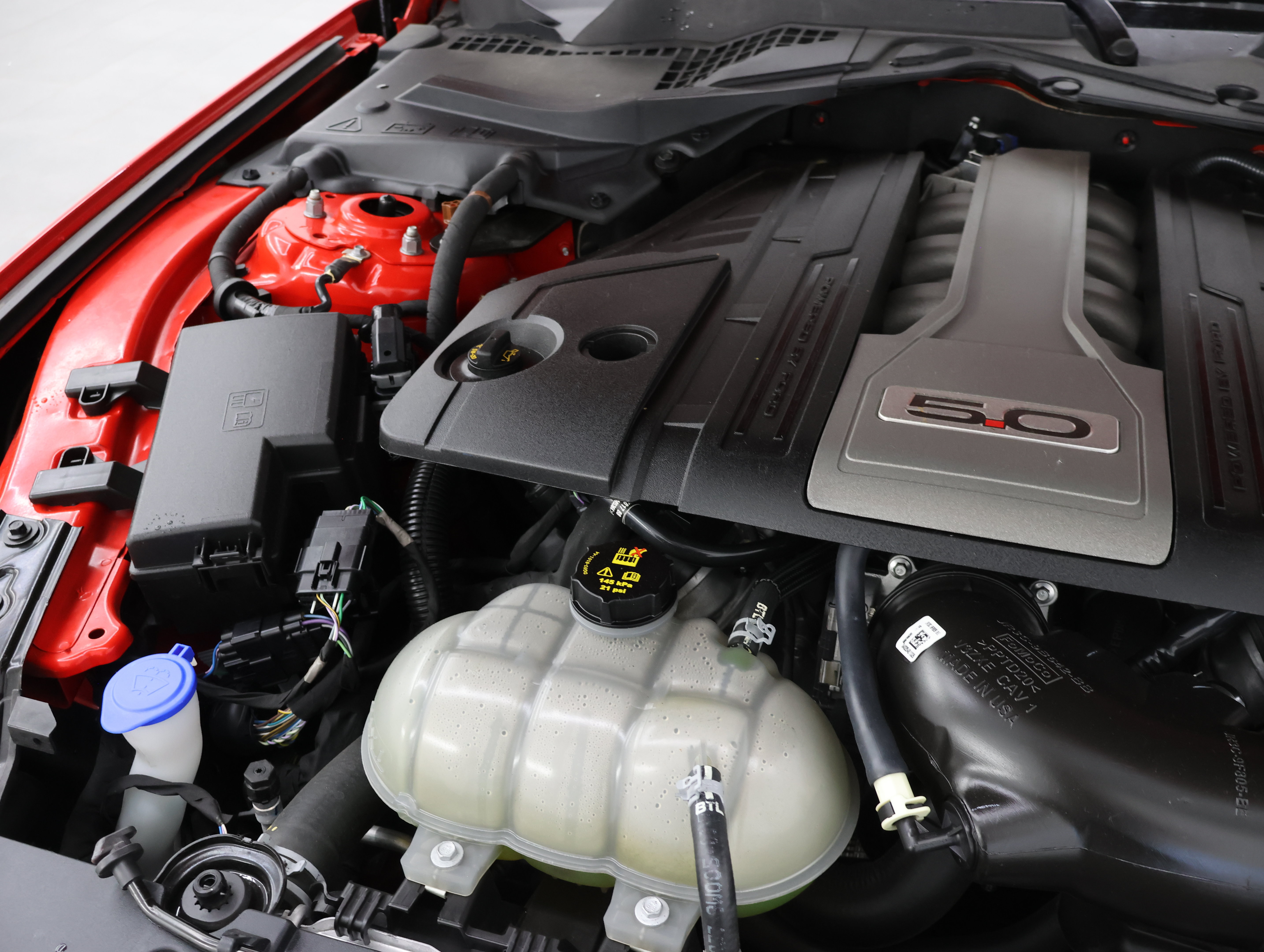 Used 2020 Ford Mustang GT Premium RWD image 19