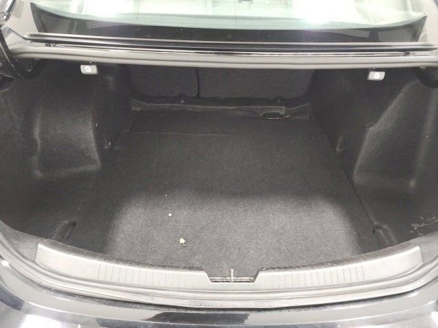 Used 2023 Chevrolet Malibu LT image 37