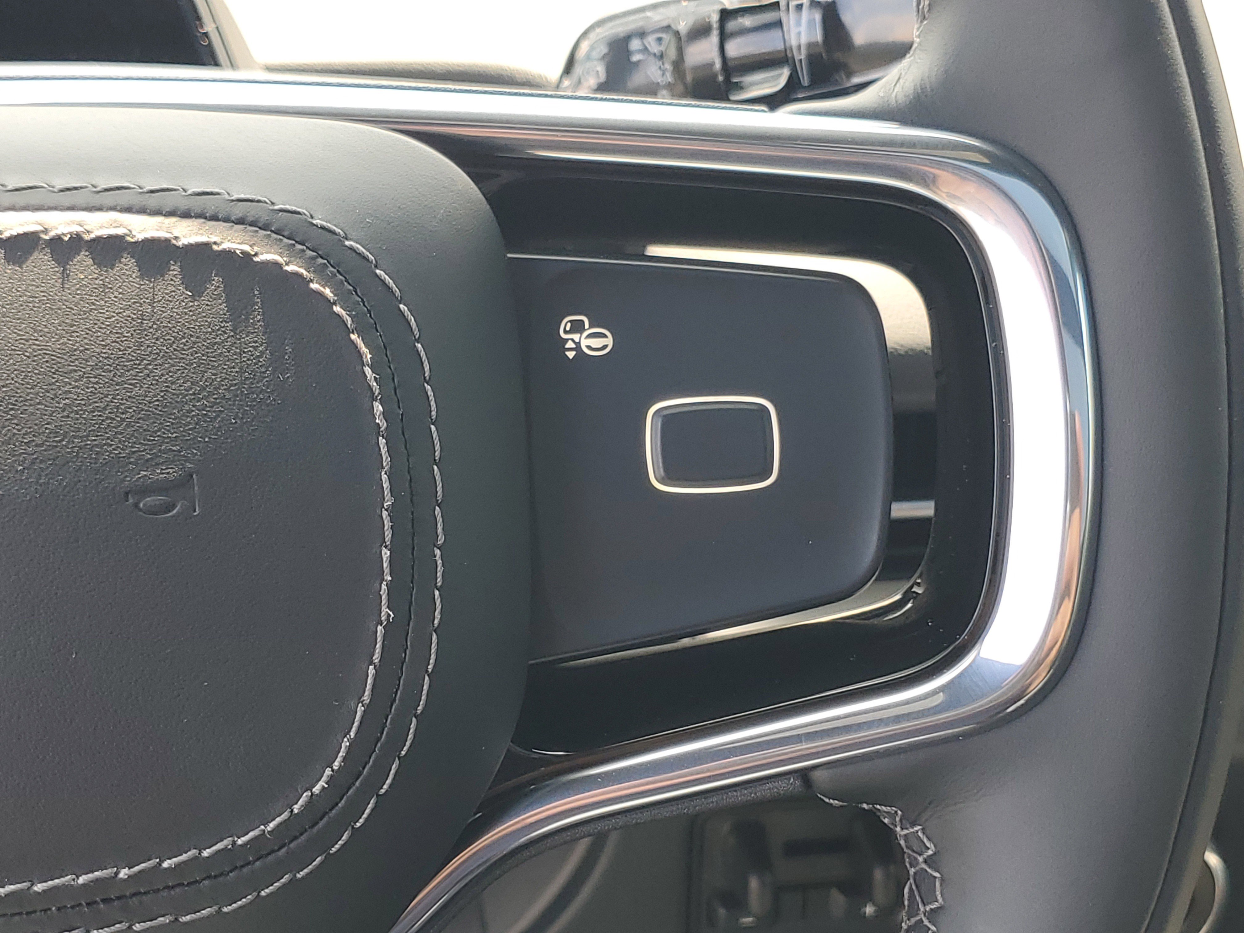 New 2025 Lincoln Navigator L Reserve w/ Jet Appearance Package image 18