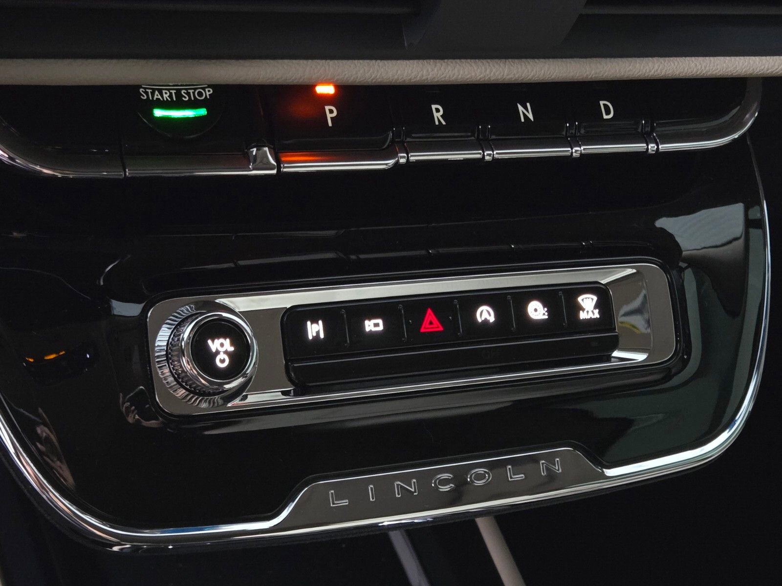 New 2026 Lincoln Corsair Reserve w/ Jet Appearance Package image 27