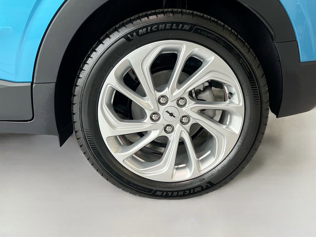 New 2027 Chevrolet Bolt LT image 29