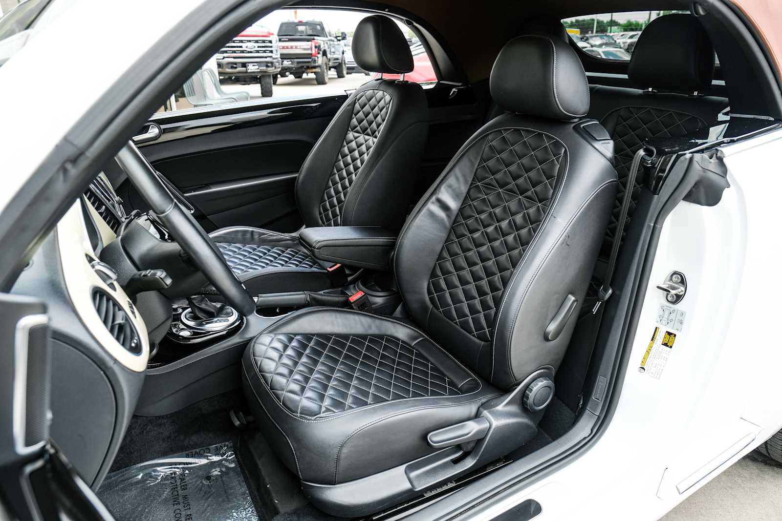 Used 2019 Volkswagen Beetle 2.0T Final Edition SEL FWD image 30