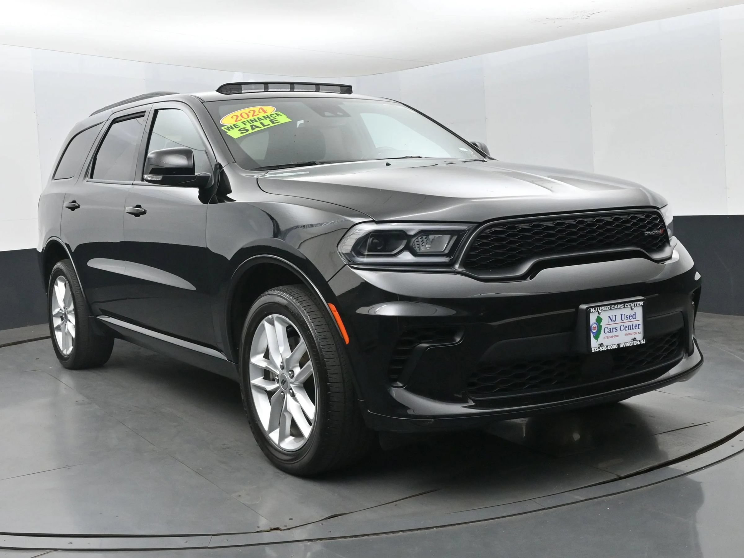 Used 2024 Dodge Durango GT AWD/4WD image 2