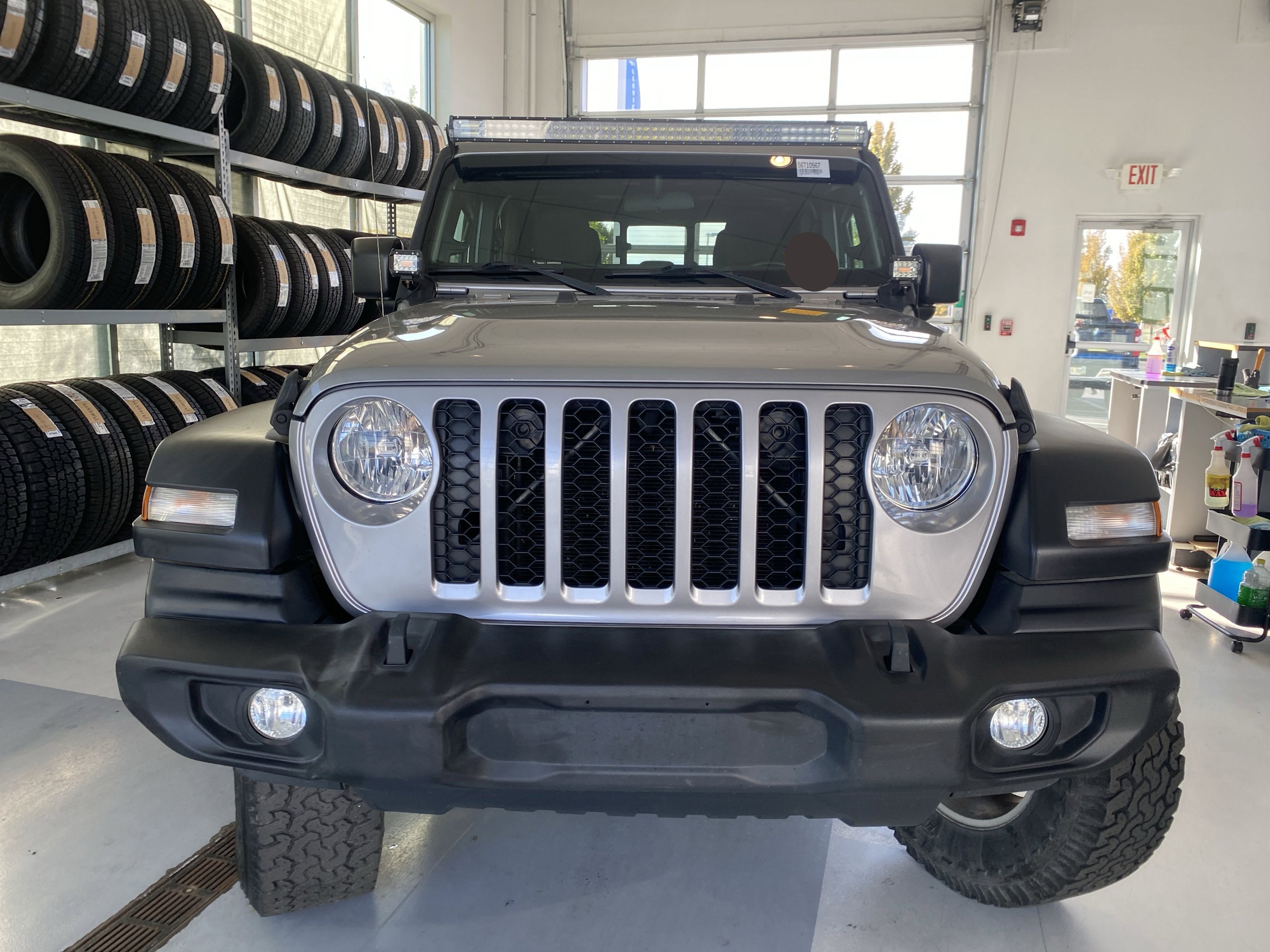 Used 2020 Jeep Gladiator Sport w/ Quick Order Package 24S image 29