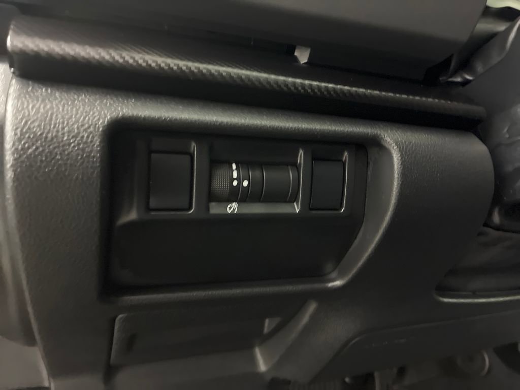 Certified 2025 Subaru Crosstrek 2.0i Premium image 21