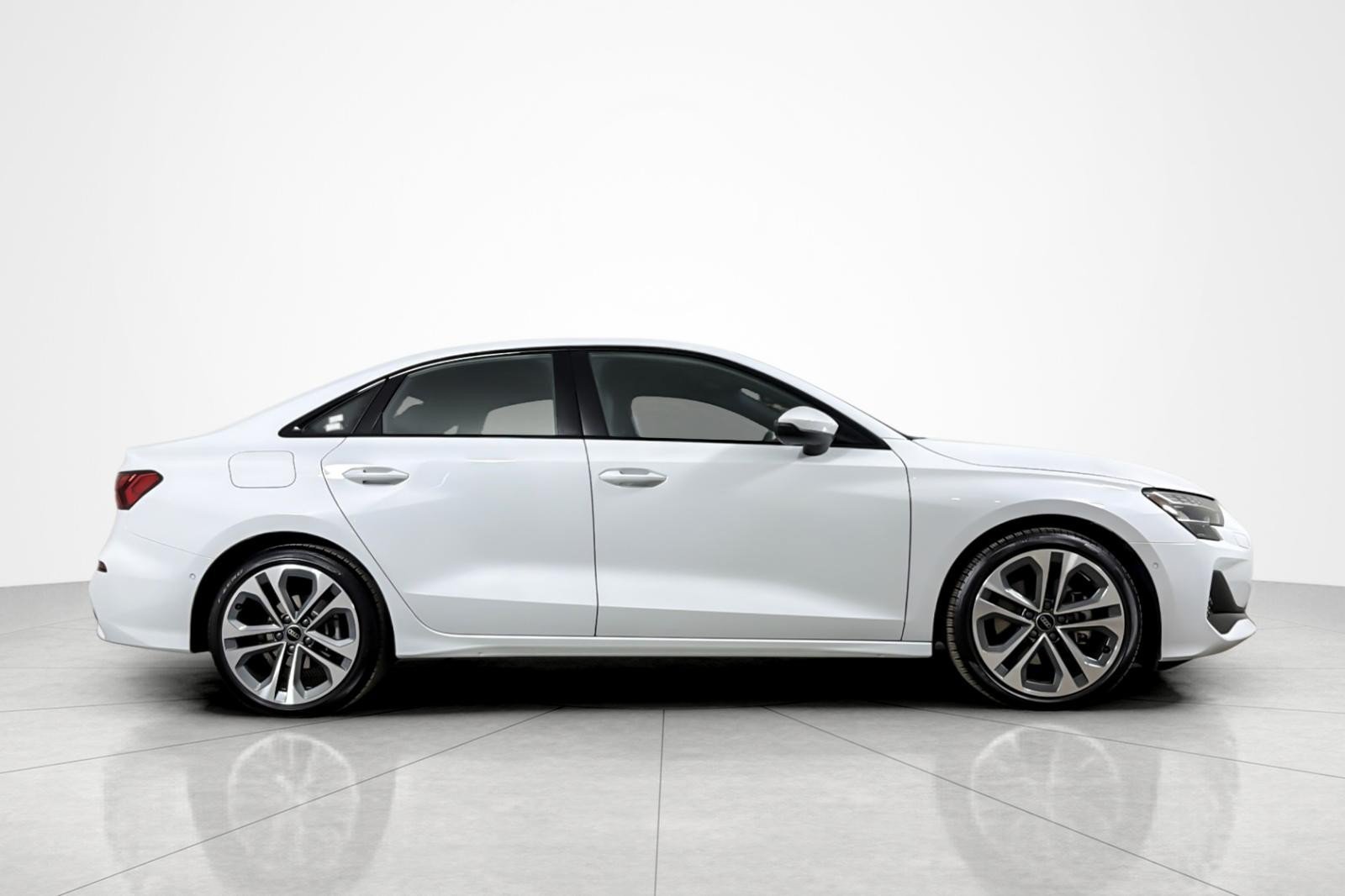 Used 2025 Audi A3 2.0T Premium Plus w/ Premium Plus Package AWD/4WD image 6