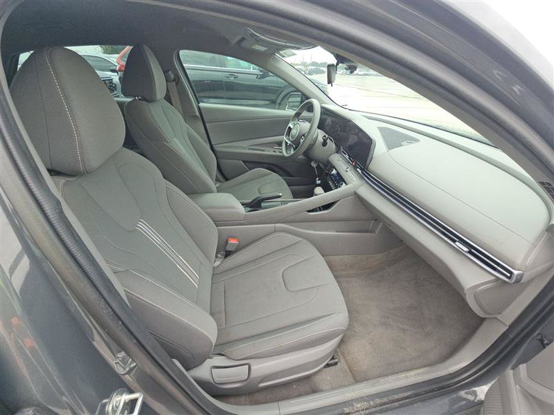 Used 2024 Hyundai Elantra SEL FWD image 7