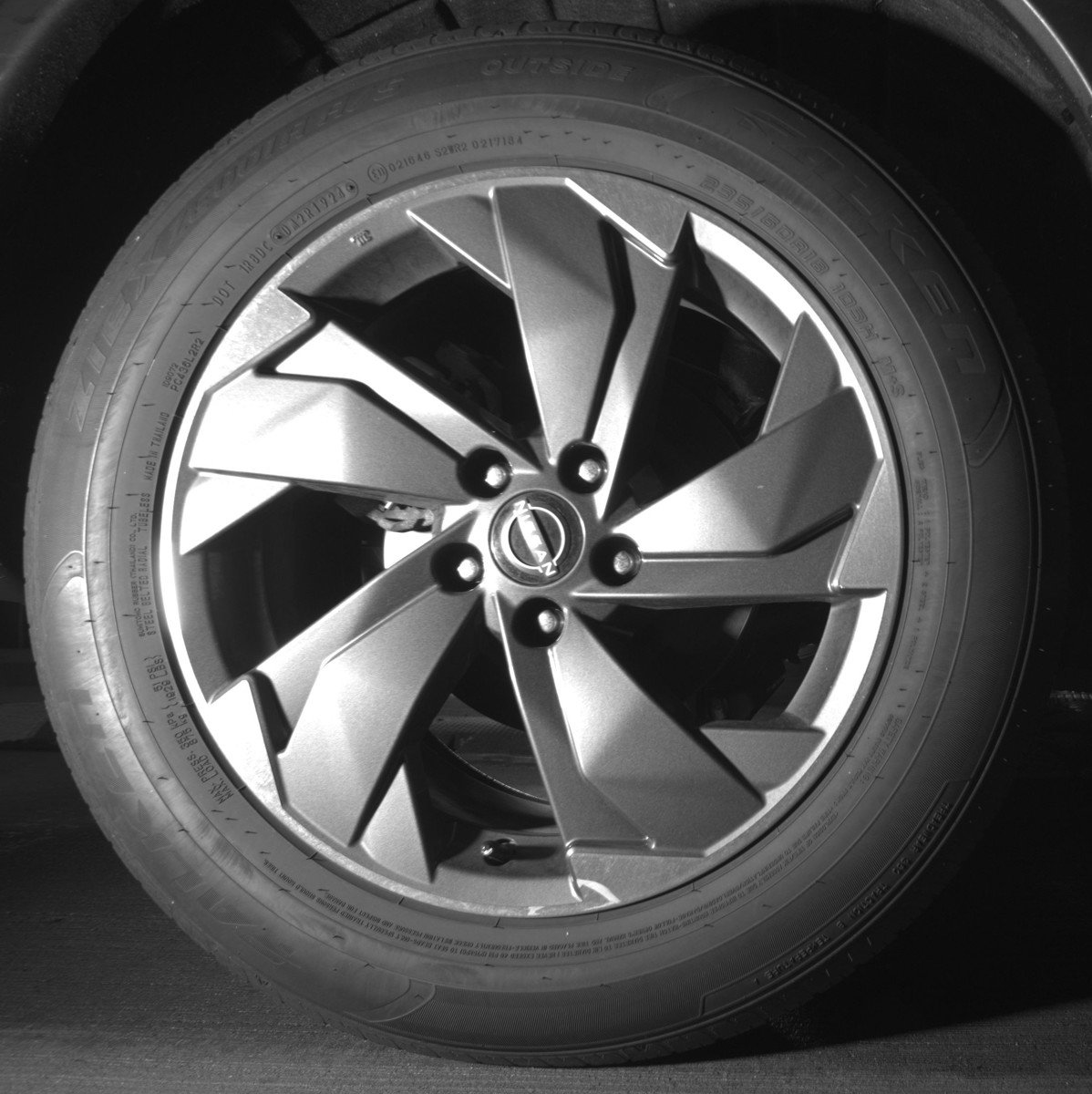 Used 2025 Nissan Rogue SV FWD image 15