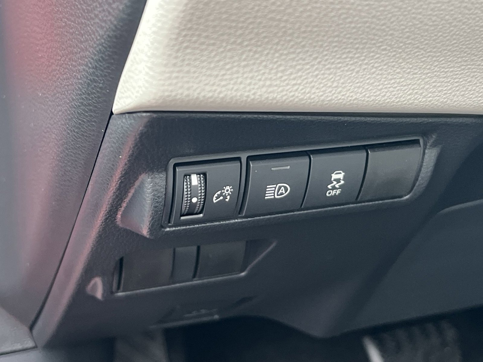 New 2026 Toyota Corolla Cross LE image 23