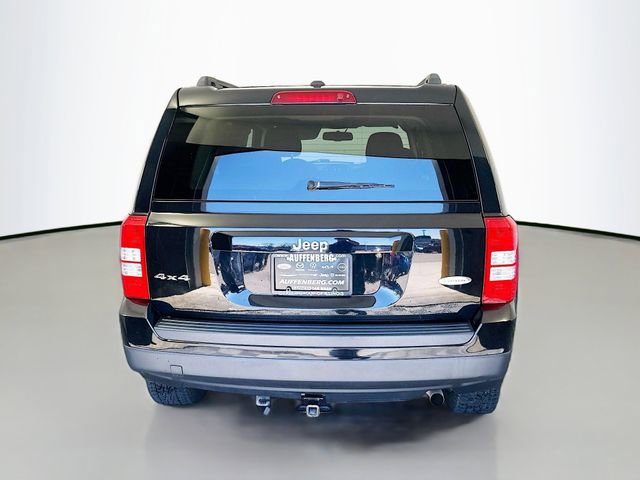 Used 2016 Jeep Patriot Latitude w/ Mopar Trailer Tow Group image 6