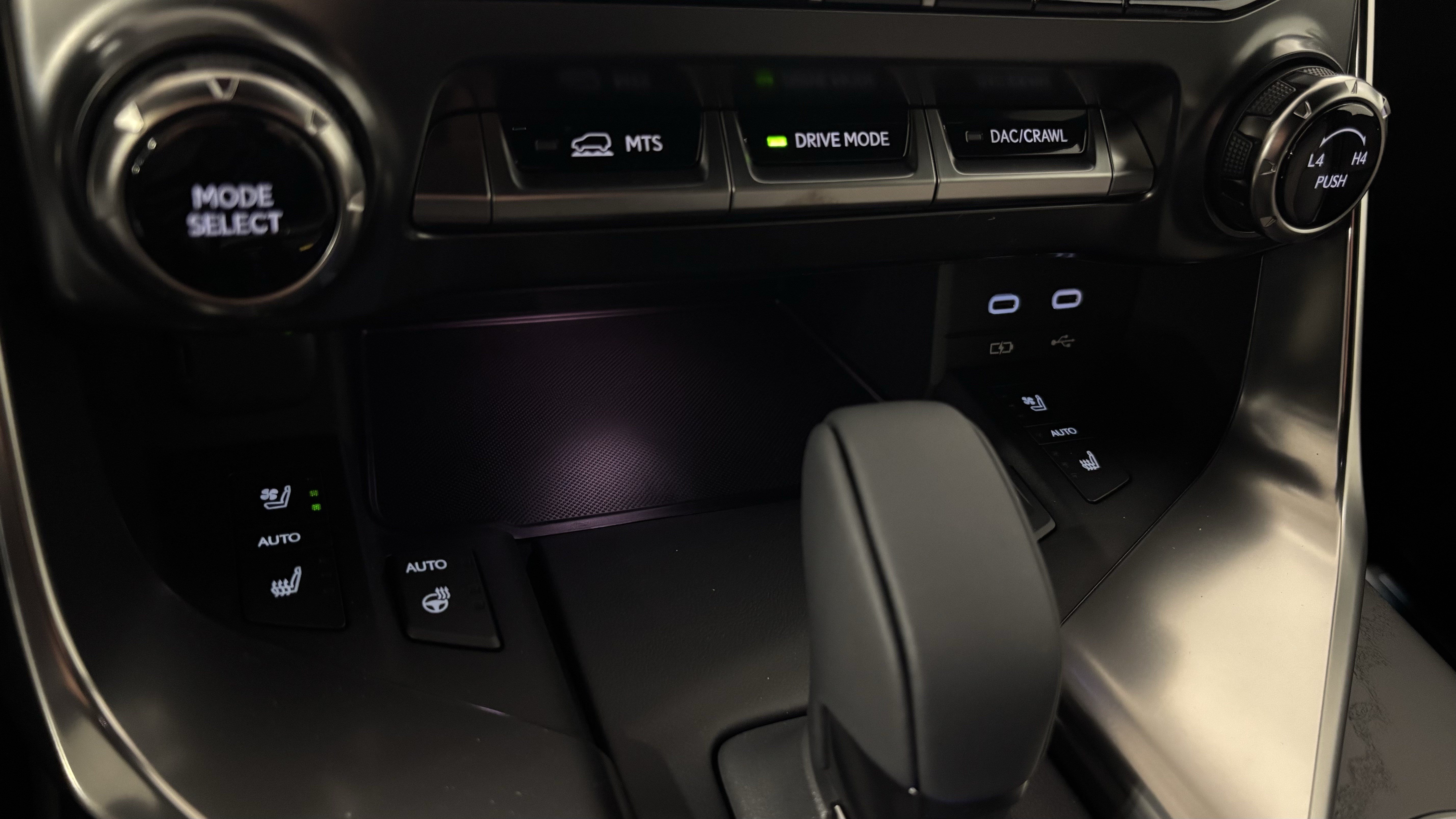 New 2026 Lexus LX 700h Overtrail AWD/4WD image 30