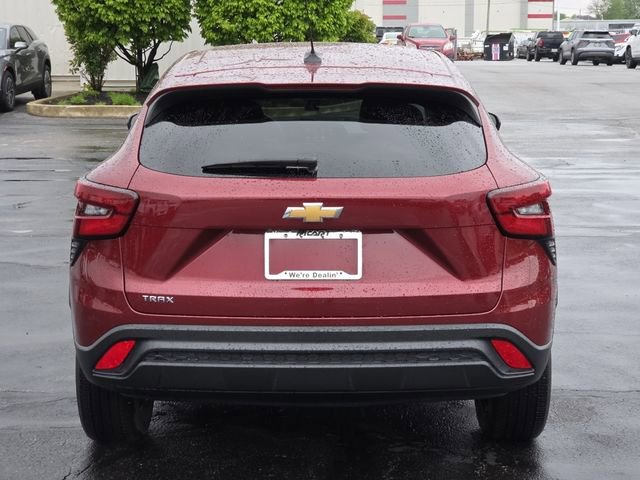 Certified 2024 Chevrolet Trax LS FWD image 17
