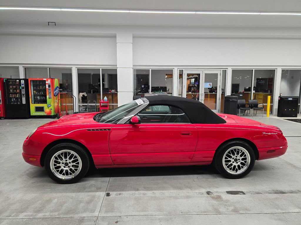 Used 2002 Ford Thunderbird image 3