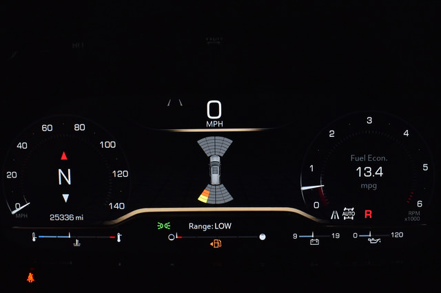 Used 2024 GMC Yukon Denali AWD/4WD image 12