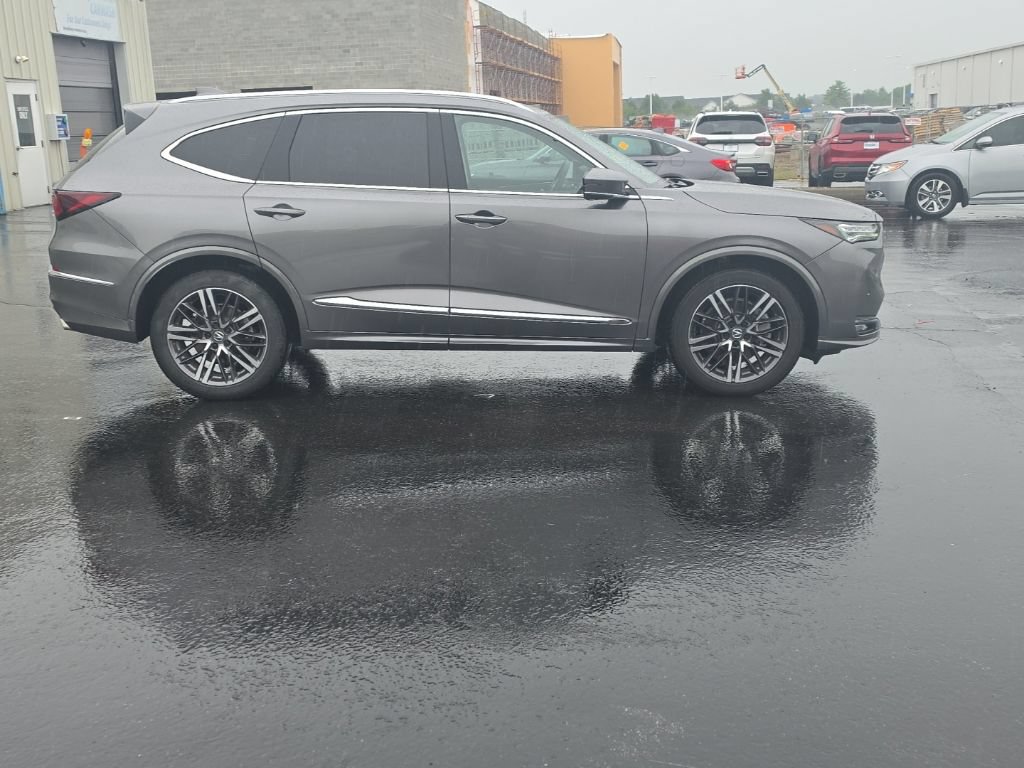 Certified 2025 Acura MDX SH-AWD w/ Advance Package image 9