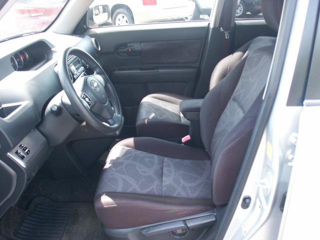 Used 2011 Scion xB image 6